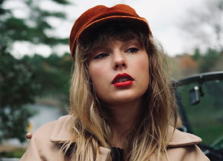 Il Conto alla Rovescia È Iniziato: Taylor Swift Svela la Data di Uscita e i Dettagli Esplosivi su 1989 (Taylor’s Version)!