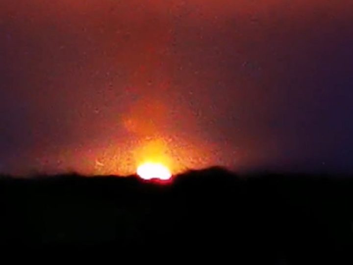 Fulmine a cieli sereni: l’incredibile fenomeno che ha illuminato l’Inghilterra!