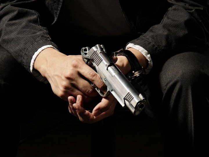 Follia omicida a Praga: lutto per la perdita di giovani vite