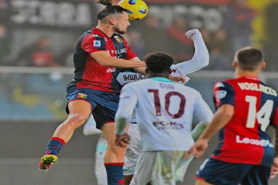 Milan a caccia di sorprese: Dragusin del Genoa nel radar, ecco il piano