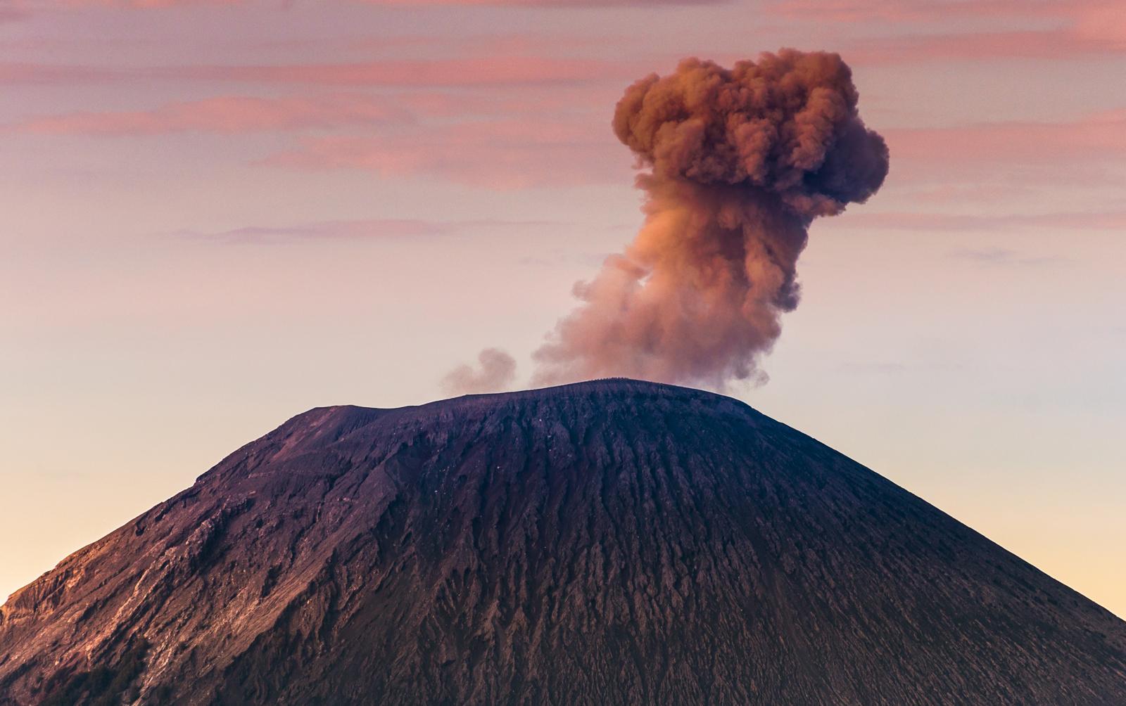 Città del Messico sotto minaccia: vulcano Popocatepetl in agguato!