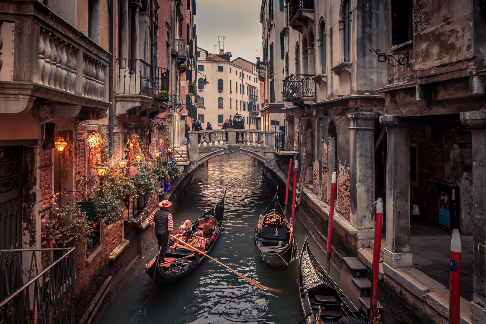 Rialzare Venezia dall’acqua: la proposta che sta facendo il giro del mondo!